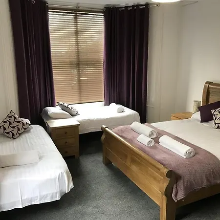 The Dalbury And Palmer With Free Parking Otel 2*