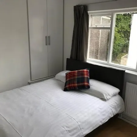 The Dalbury And Palmer With Free Parking Hotel 2*